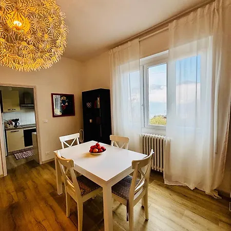 Casa Maggiana Feriehus Mandello del Lario