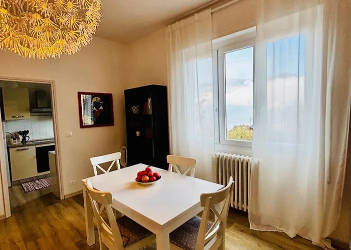 Casa Maggiana 度假居 曼代洛-德尔拉里奥