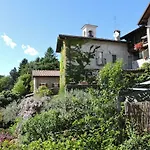Casa Maggiana Semesterbostad Mandello del Lario