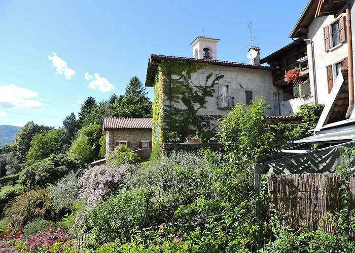 Casa Maggiana 度假居 曼代洛-德尔拉里奥